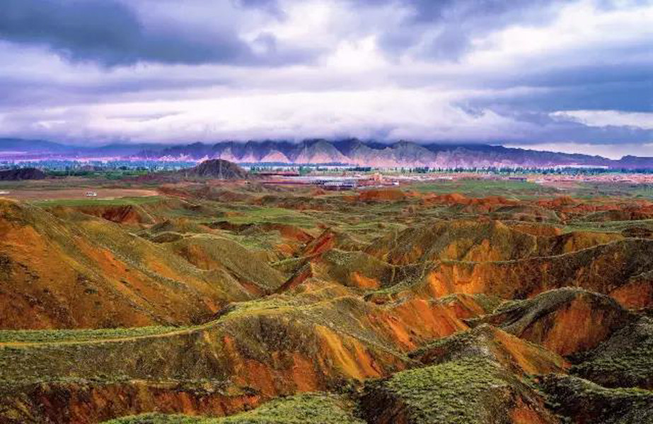 丝绸之路上的甘肃,历史与现代的璀璨明珠